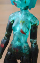 Green Flower and Moss Vitaceae with extra Reisling faceplate