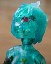 Green Flower and Moss Vitaceae with extra Reisling faceplate