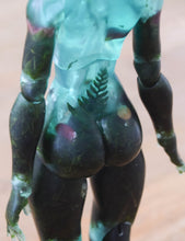 Green Flower and Moss Vitaceae with extra Reisling faceplate