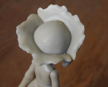 Preorder Oak Leaf from December 15th to December 22nd