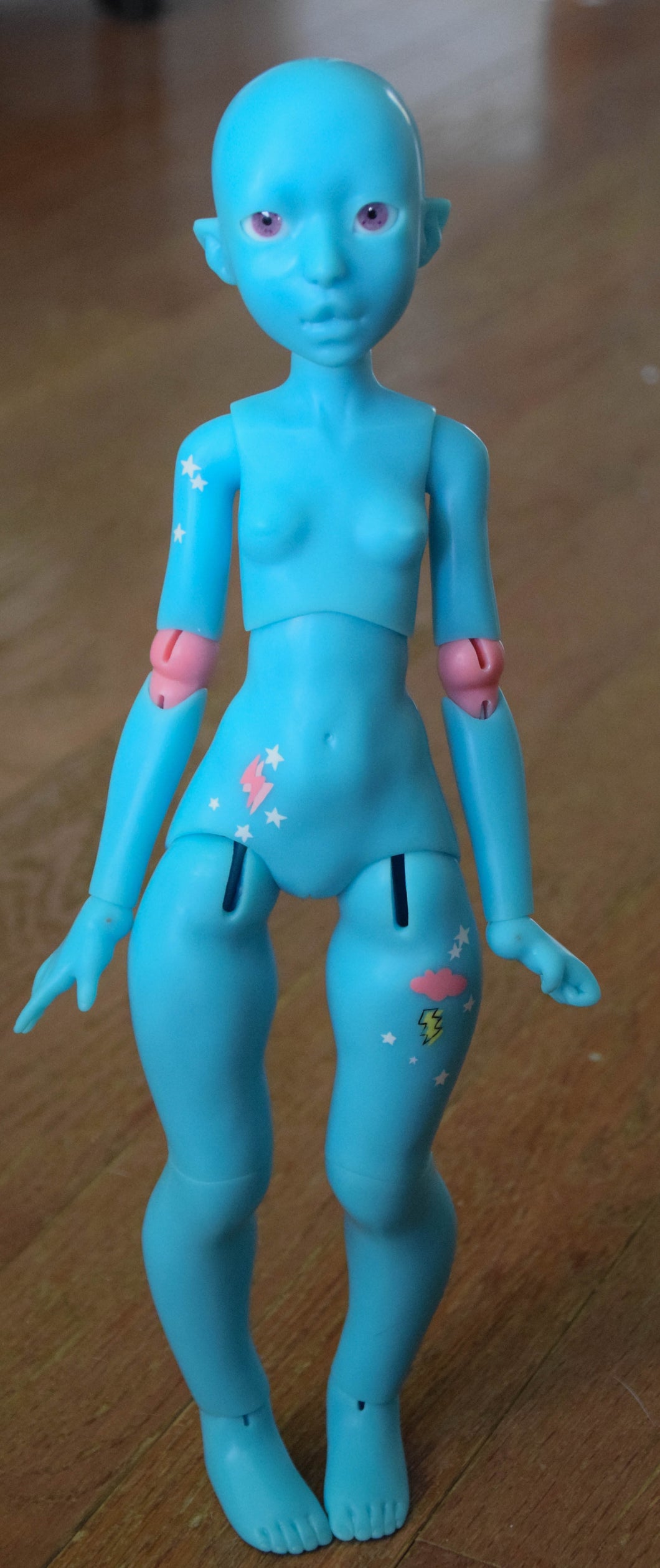 Aqua Freesia with Lightning and Stars